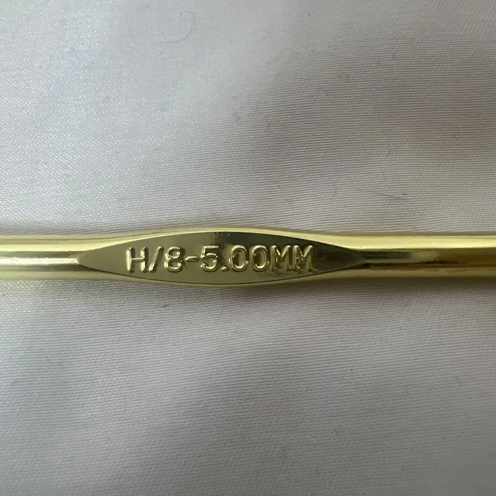 Boye & Susan Bates Crochet‎ Hooks Lot Of 6 Various Sizes